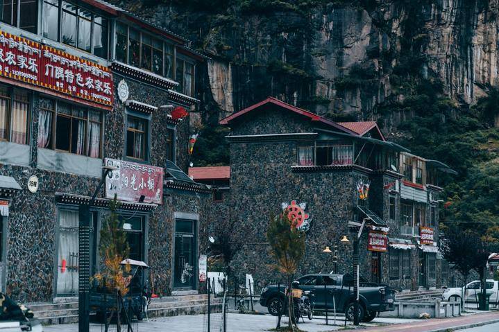 威宁最新招聘，探索小巷特色小店中的隐藏宝藏与无限魅力